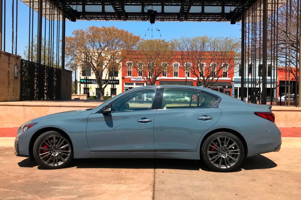 Review: INFINITI Q50 RED SPORT 400 AWD