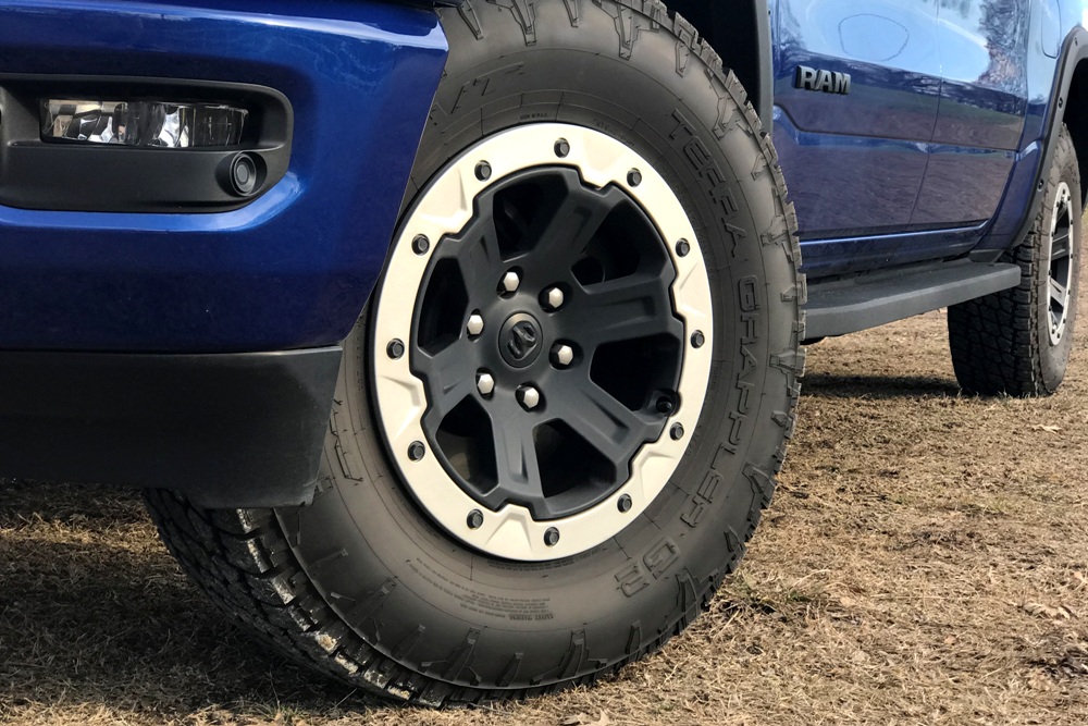 Review: 2019 RAM 1500 Big Horn/Lone Star Sport Crew Cab 4x4