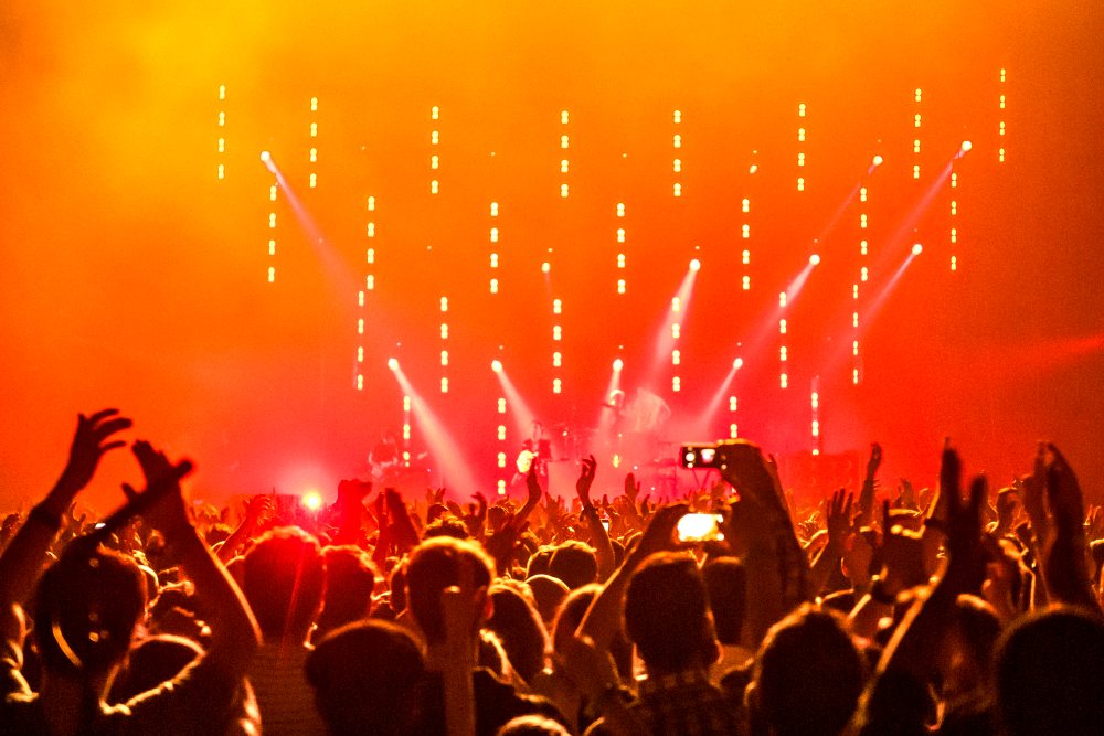 4 Ways for Musicians to Improve Their Live Shows