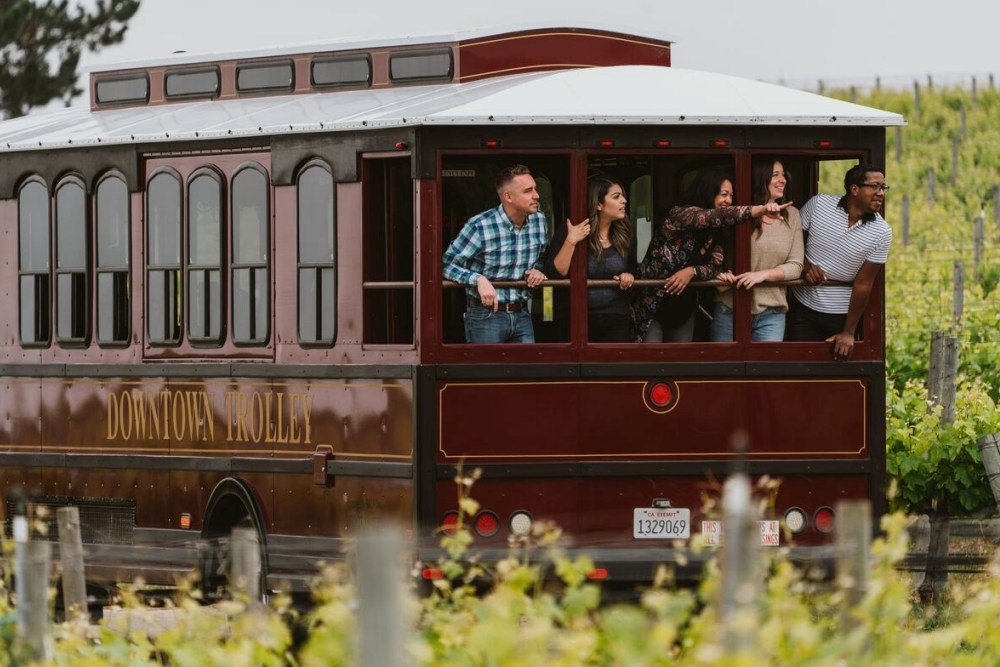 Wine Tasting 'Santa Maria Style' With the Santa Maria Wine Trolley